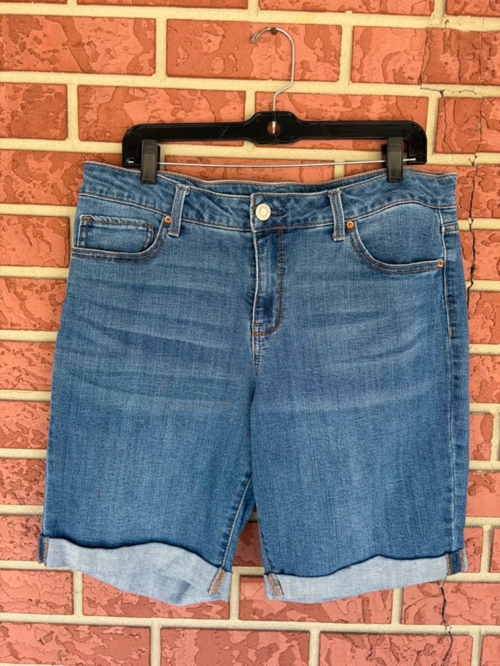 Time and Tru Women's Classic Blue Rolled Hem Denim Shorts